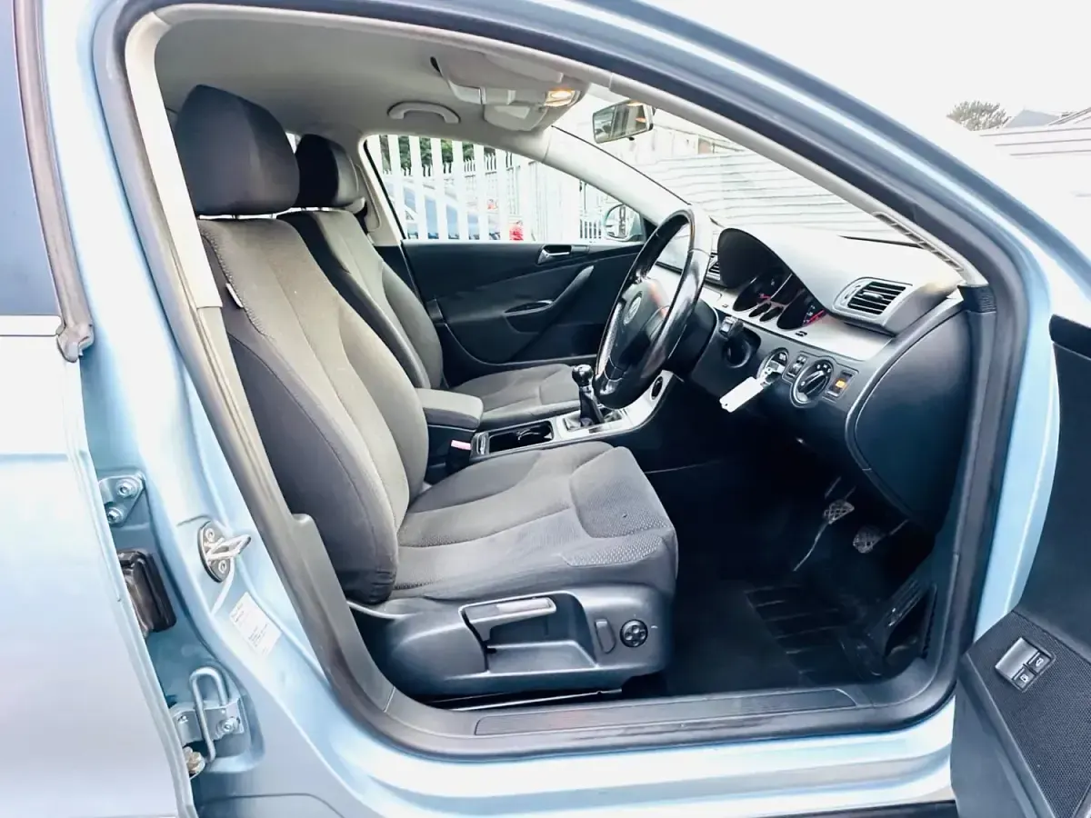 Used VW Passat SE 140 HP (102 kW) 2007 Blue Sedan