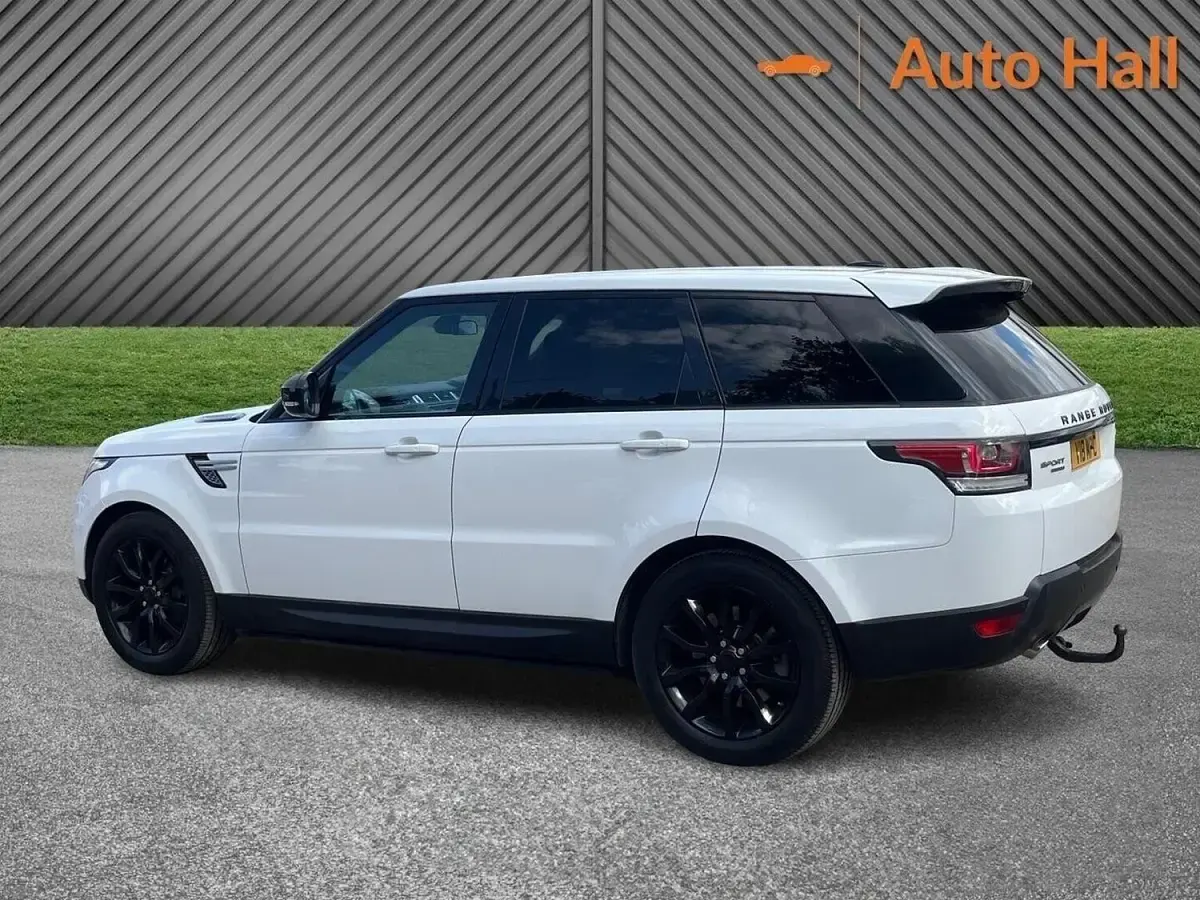 Used Land Rover Range Rover HSE 258 HP (189 kW) 2015 White SUV