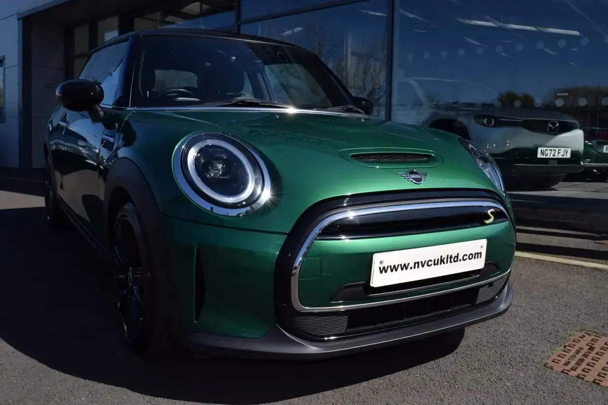 Used Mini Cooper S Hatch 135 kW (184 HP) 2021 Green Hatchback