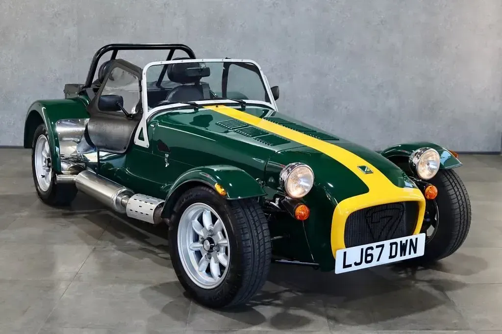 Used Caterham Seven 135 HP (99 kW) 2018 Green Cabriolet