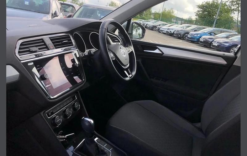Used VW Tiguan Match 150 HP (110 kW) 2019 Silver SUV