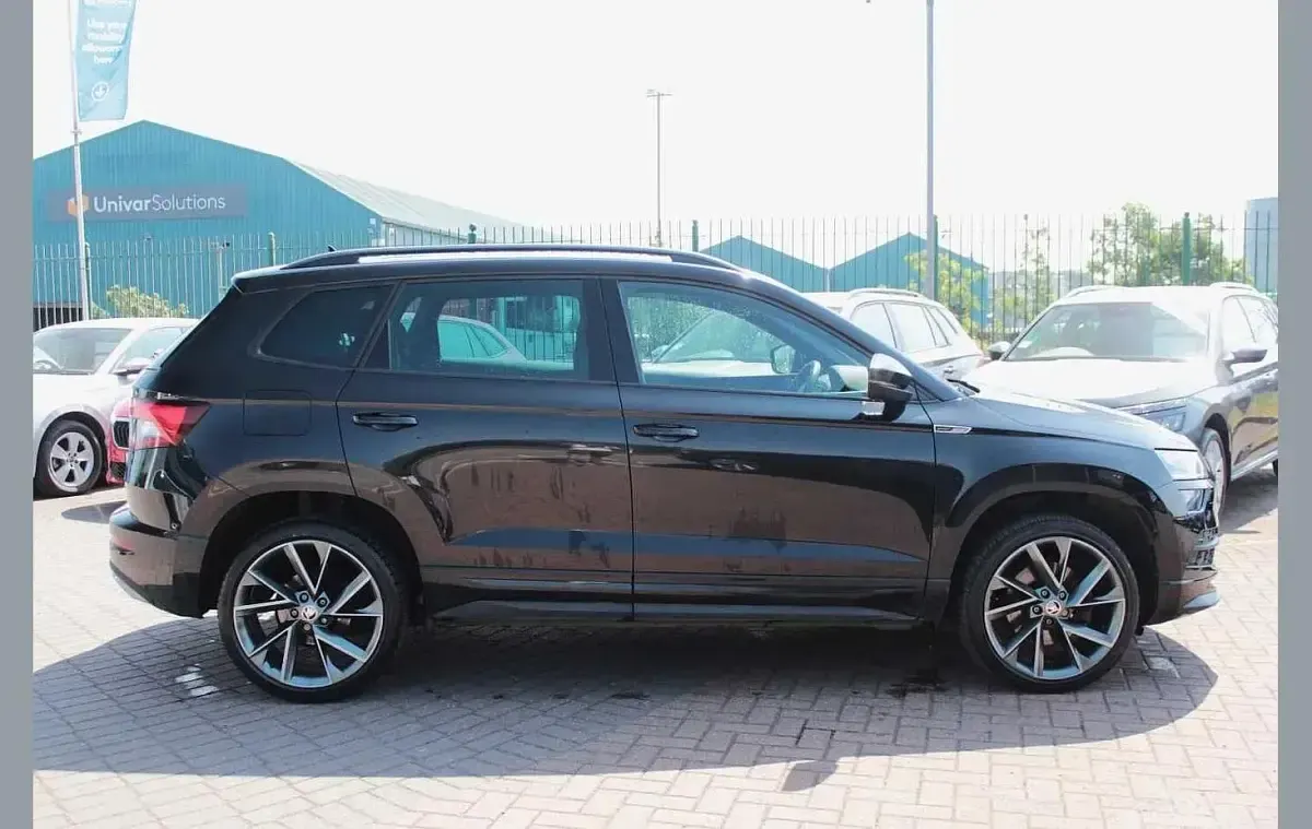 Used Skoda Karoq SportLine 150 HP (110 kW) 2020 Black magic pearl effect SUV
