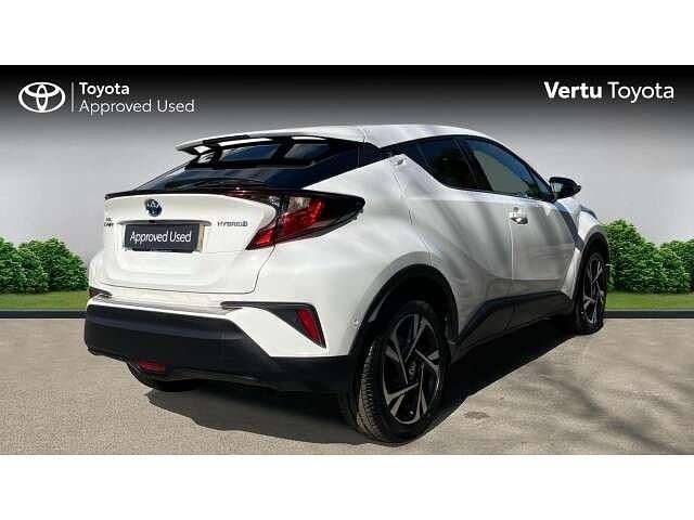 Used Toyota C-HR Design 122 HP (89 kW) 2023 White SUV