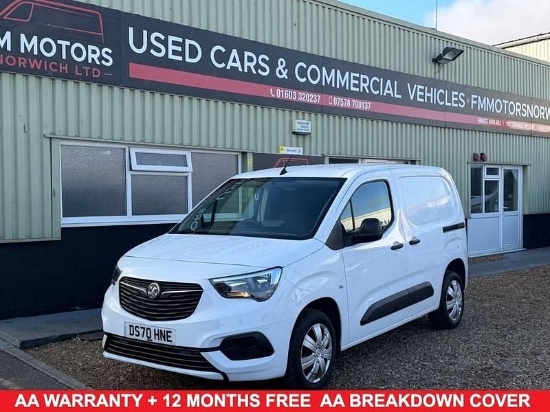 Used Vauxhall Combo Sportive 2020 White MPV