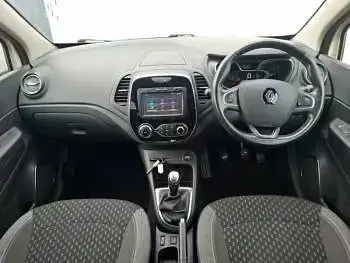 Used Renault Captur Dynamique 90 HP (66 kW) 2017 Cream SUV
