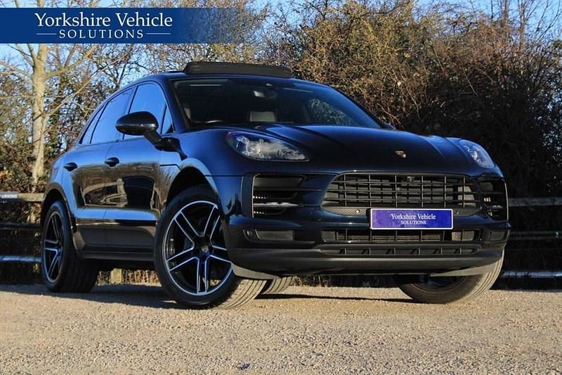 Used 2020 Porsche Macan SUV | £37,489 (Fair price) - Image 1/1