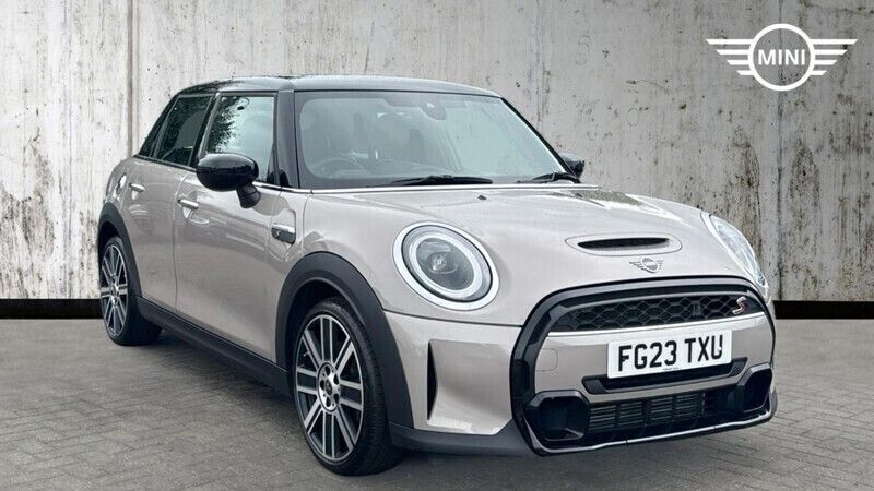 Grey Used 2023 Mini Cooper S Exclusive Hatchback | £22,799 (Fair price) - Image 1/4