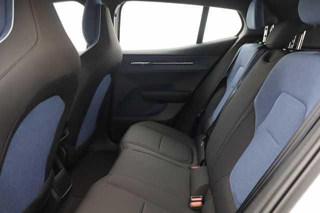 New Volvo EX30 Plus 197 kW (268 HP) 2026 SUV