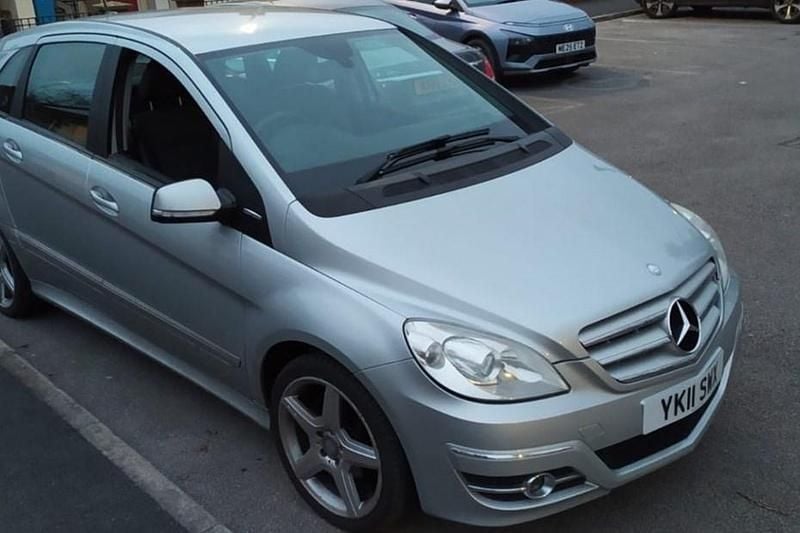 Silver Used 2011 Mercedes B160 MPV | £3,125 (Fair price) - Image 1/1