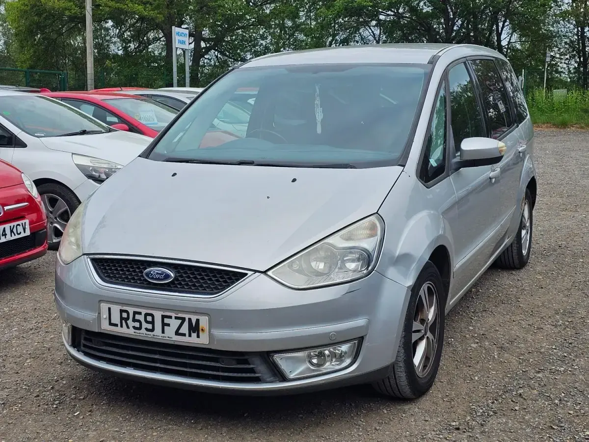 Begagnad Ford Galaxy Zetec 140 HK (102 kW) 2009 Silver Minibuss
