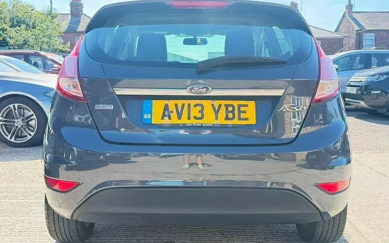 Used Ford Fiesta Zetec 75 HP (55 kW) 2017 Hatchback