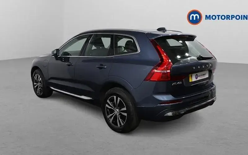 Usado Volvo XC60 Core 349 HP (256 kW) 2022 Azul SUV