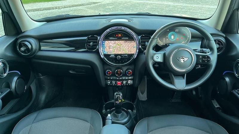 Used Mini Cooper Comfort 136 HP (100 kW) 2023 Silver Hatchback