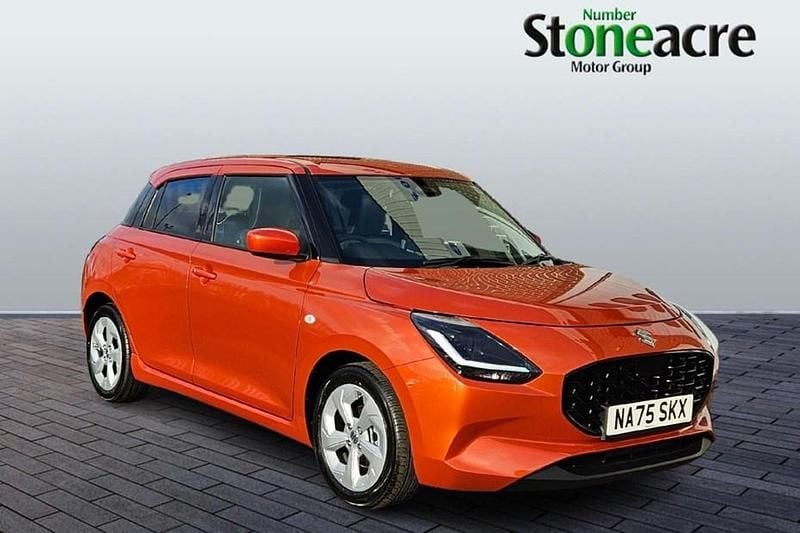 New Suzuki Swift 82 HP (60 kW) 2025 Orange Hatchback