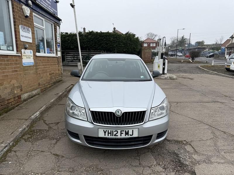 Used Skoda Octavia 105 HP (77 kW) 2012 Silver Hatchback