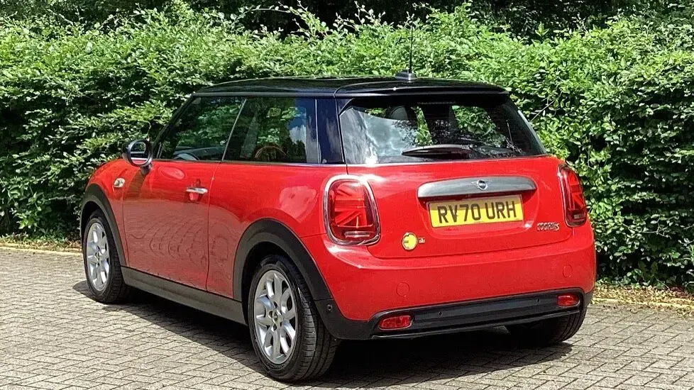 Used Mini Cooper S Hatch 135 kW (184 HP) 2020 Red Hatchback