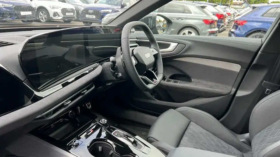 Used Audi A5 Comfort 204 HP (150 kW) 2026 Blue Estate
