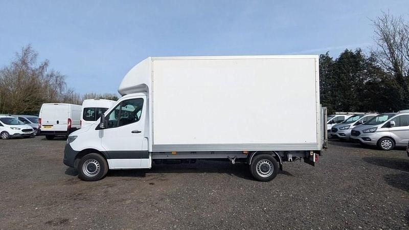 Begagnad Mercedes Sprinter Progressive 2023 Vit Van