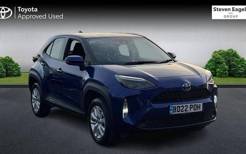 Used 2025 Toyota Yaris Hybrid Estate | £18,316 (Super price) - Image 1/3