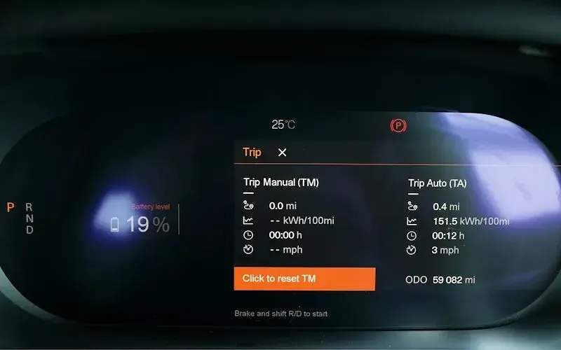 Used Polestar 2 Long Range Dual motor 300 kW (408 HP) 2022 Black Hatchback