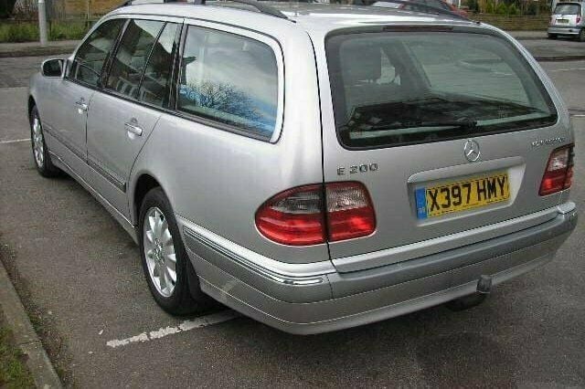 Used Mercedes E200 Classic 163 HP (119 kW) 2001 Sedan