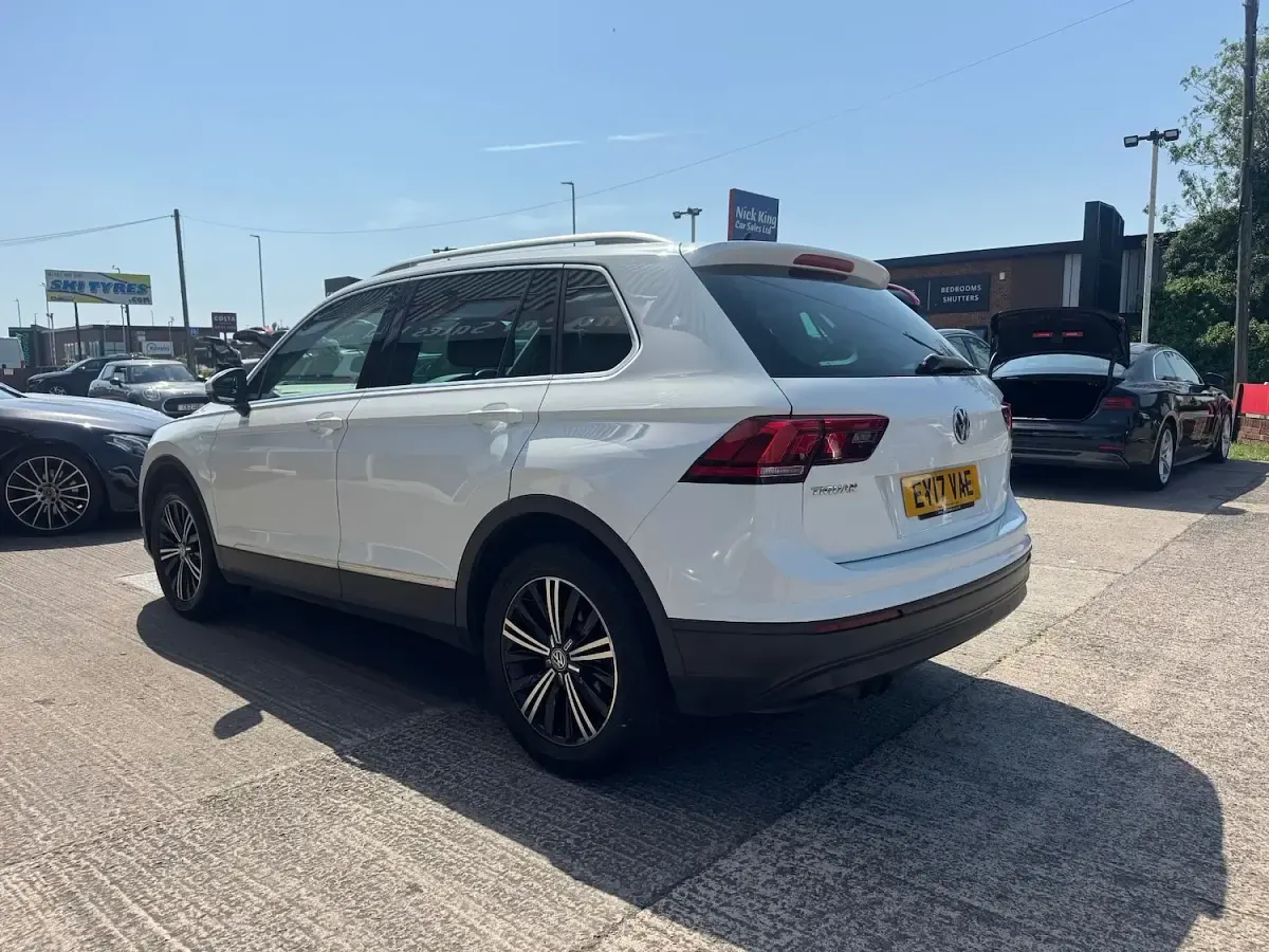 Used VW Tiguan SE 150 HP (110 kW) 2017 White SUV