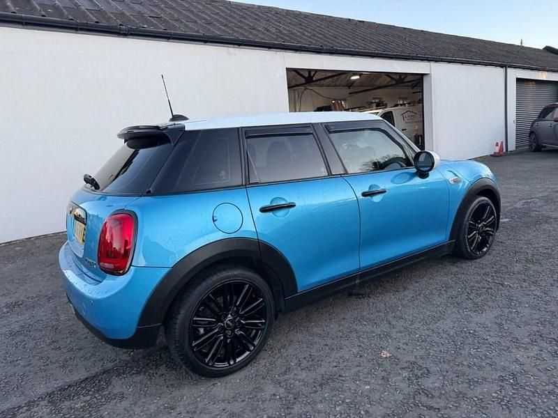 Used Mini Cooper Hatch 136 HP (100 kW) 2016 Blue Hatchback
