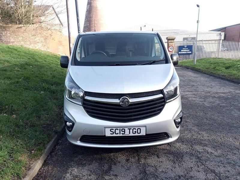 Used Vauxhall Vivaro Sportive 125 HP (91 kW) 2019 Silver MPV