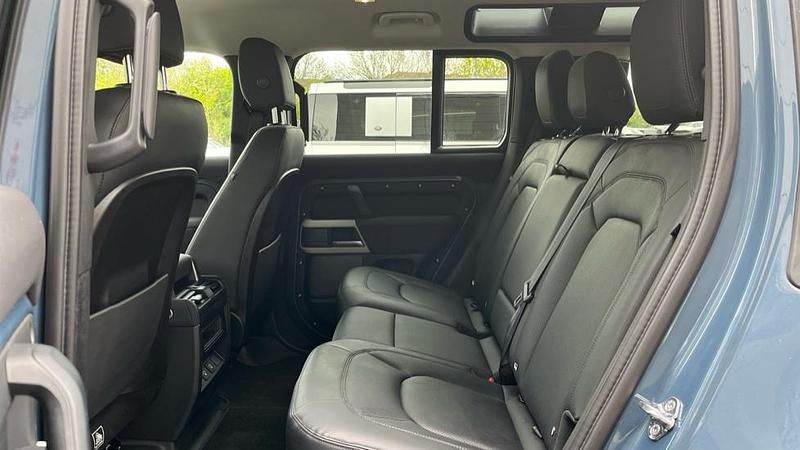 Usado Land Rover Defender SE 249 HP (183 kW) 2022 Azul SUV