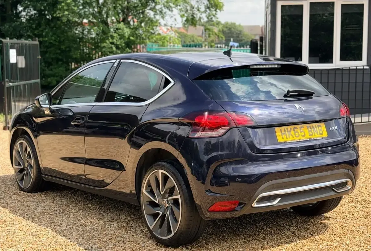 Used DS Automobiles DS4 Prestige 2015 Blue Hatchback