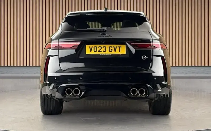 Used Jaguar F-Pace SVR 551 HP (405 kW) 2023 Black SUV