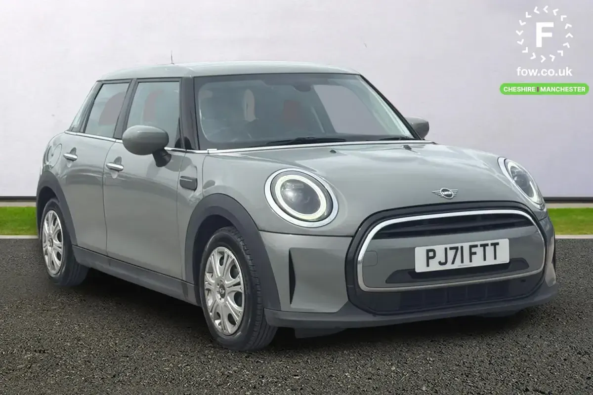 Used Mini ONE Classic 102 HP (75 kW) 2022 Hatchback