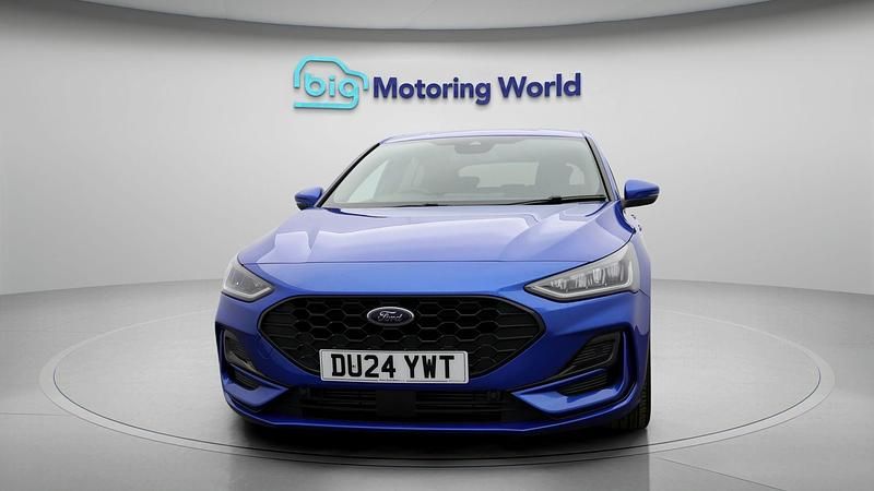 Used Ford Focus ST-Line 125 HP (91 kW) 2024 Blue Hatchback
