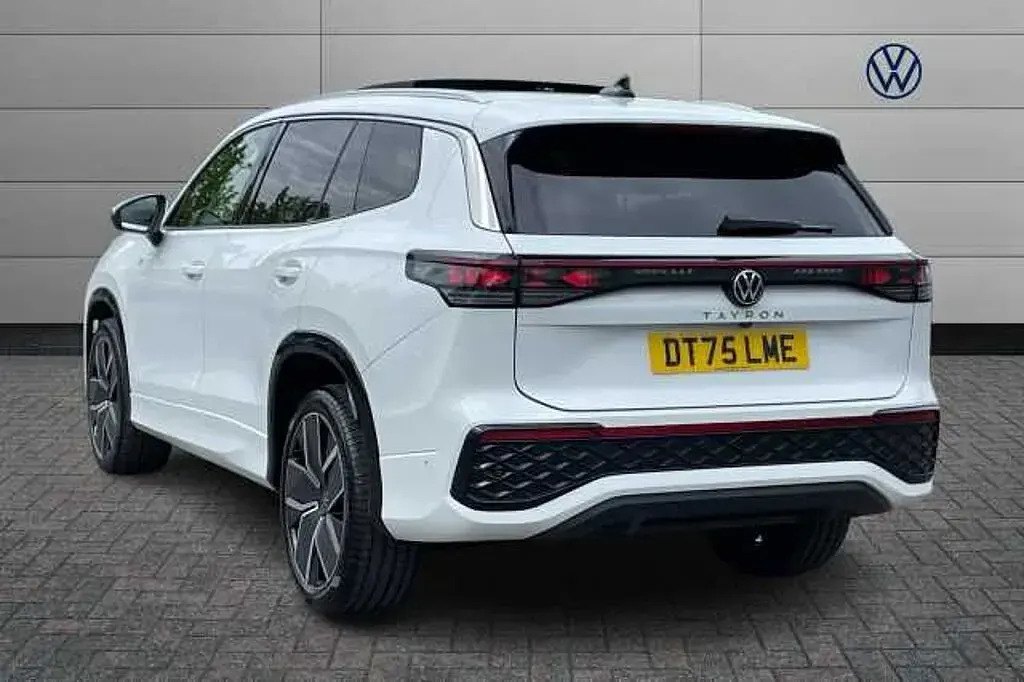 Gebraucht VW Tayron R-line 150 PS (110 kW) 2026 Weiß SUV