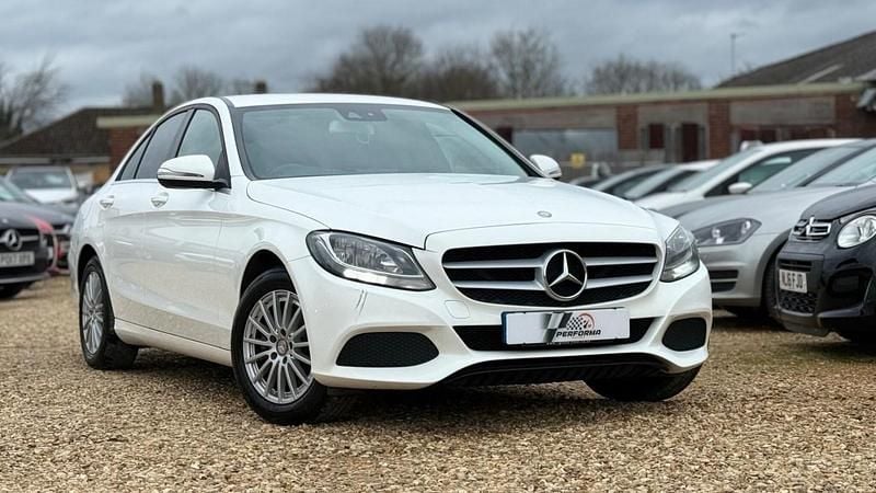 Used Mercedes C220 Executive 170 HP (125 kW) 2015 White Sedan
