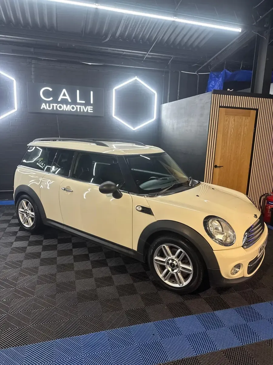 Usado Mini Cooper Clubman 2012 Blanco Familiar