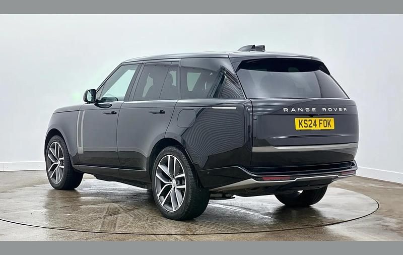 Used Land Rover Range Rover HSE 453 HP (333 kW) 2024 Black SUV