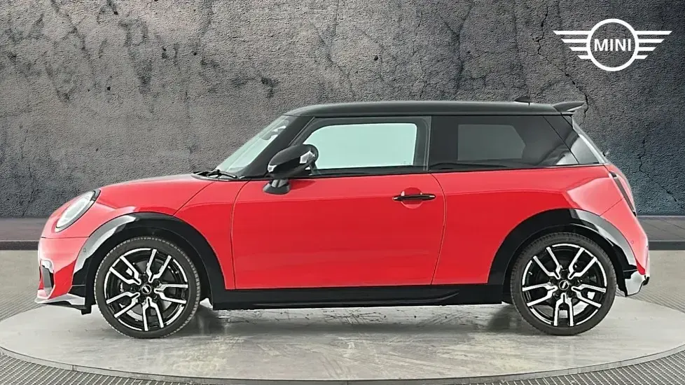 Used Mini Cooper S Hatch 201 HP (147 kW) 2026 Red Hatchback