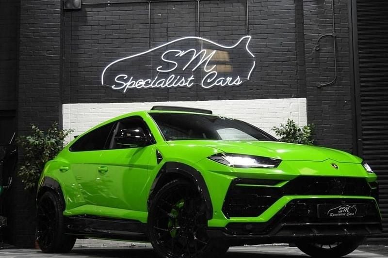 Grey Used 2022 Lamborghini Urus SUV | £175,000 (Expensive) - Image 1/1