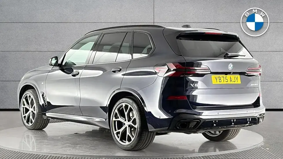 Used BMW X5 M Sport 294 HP (216 kW) 2025 Black SUV