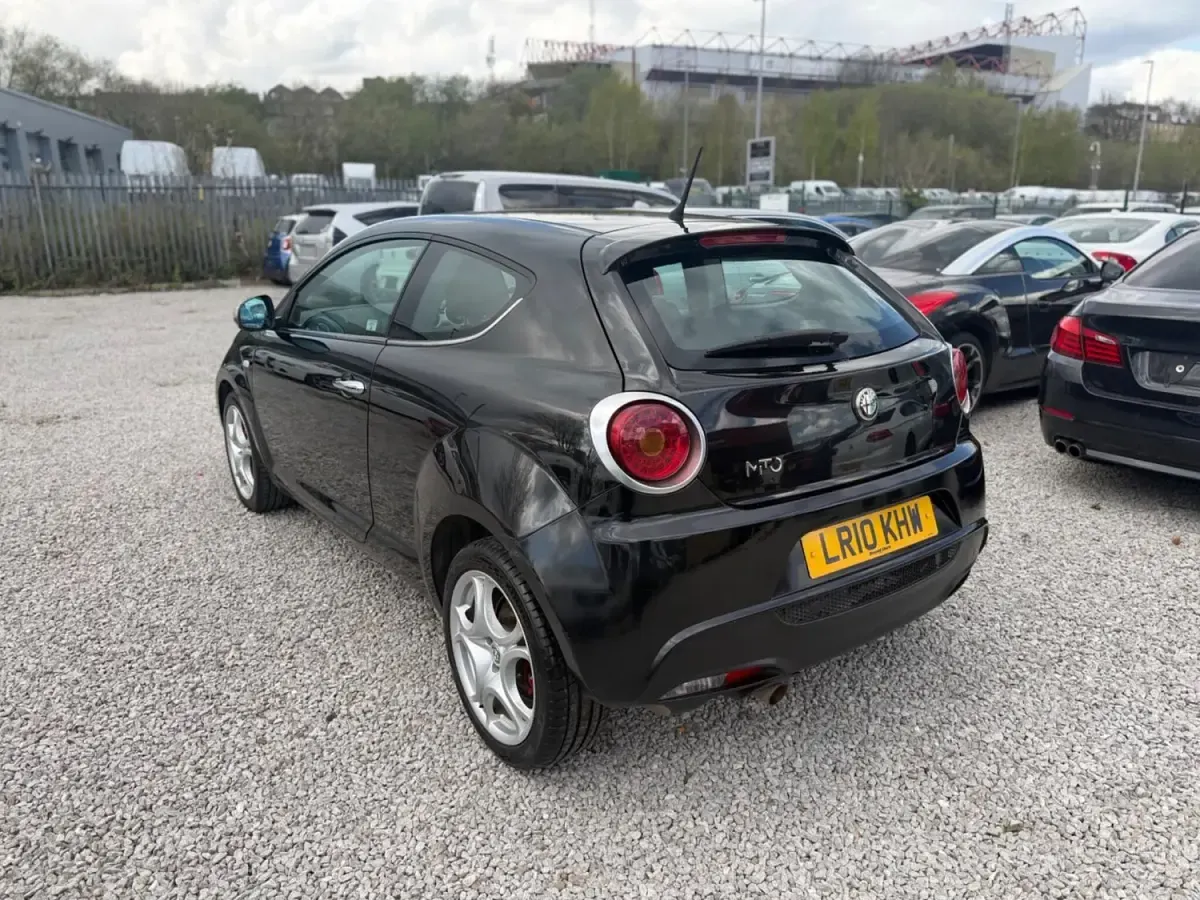 Begagnad Alfa Romeo MiTo Veloce 2010 Svart Halvkombi