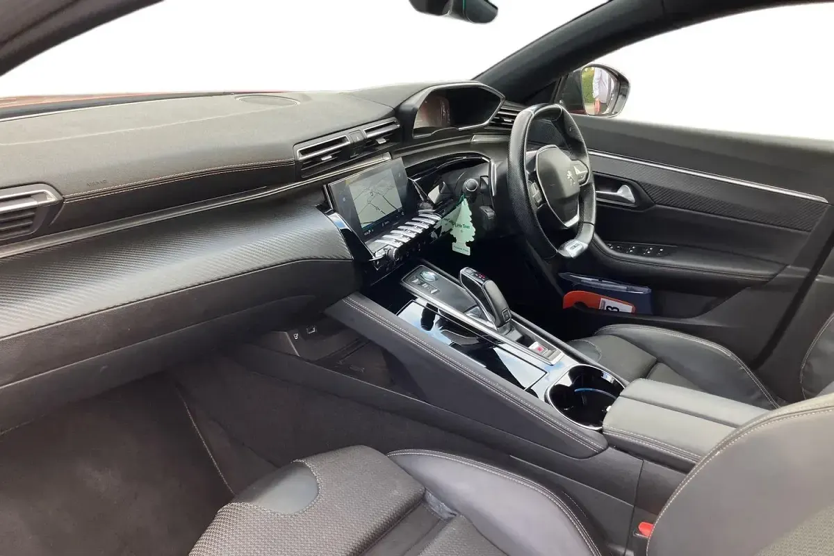Used Peugeot 508 GT-line 131 HP (96 kW) 2020 Red Estate