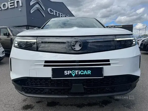 Used Vauxhall Grandland X Ultimate 134 HP (98 kW) 2025 White SUV