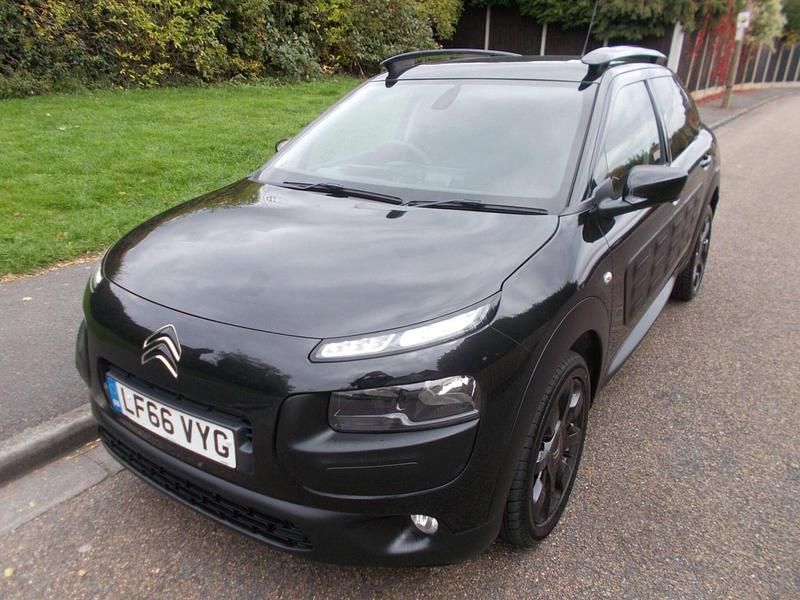 Black Used 2016 Citroën C4 Cactus Flair Hatchback | £3,490 (Good price) - Image 1/4