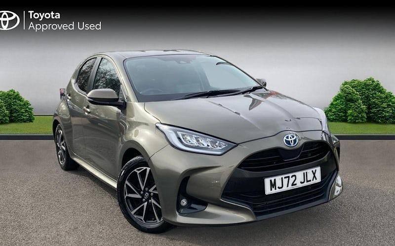 Used Toyota Yaris Hybrid Design 116 HP (85 kW) 2026 Hatchback