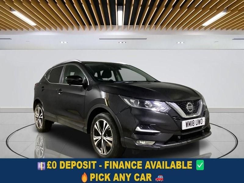 Black Used 2018 Nissan Qashqai N-Connecta SUV | £9,299 (Fair price) - Image 1/4