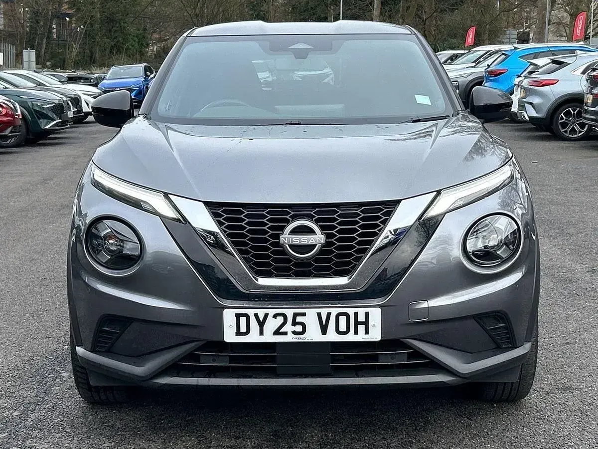 Used Nissan Juke N-Connecta 114 HP (83 kW) 2025 Grey SUV