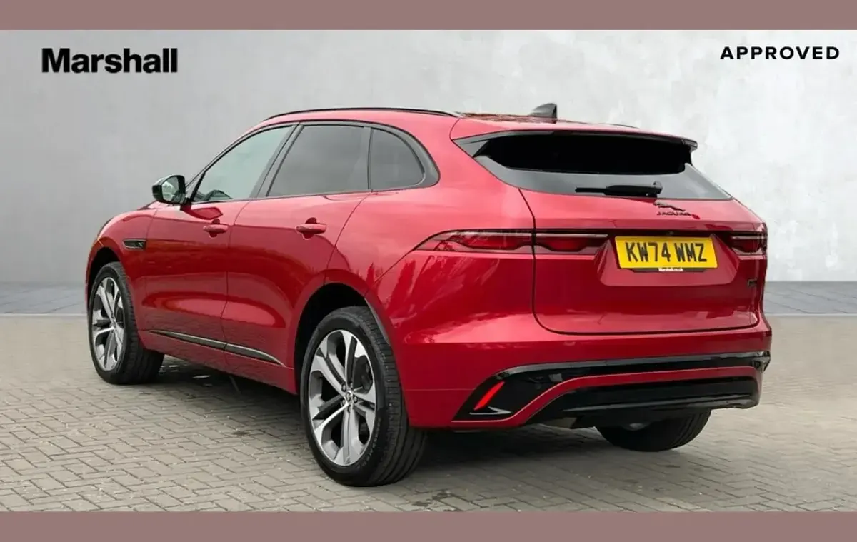 Używany Jaguar F-Pace R-Dynamic 204 KM (150 kW) 2024 Czerwony SUV