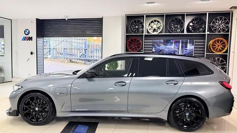 Used BMW 330e M Sport 288 HP (211 kW) 2022 Grey Estate