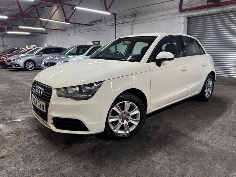 Used Audi A1 116 HP (85 kW) 2015 White Hatchback